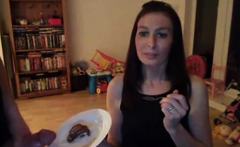 British amateur enjoys some cum on her chocolate cake