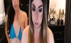 Two Hot Shemales Having A Masturbation On Live