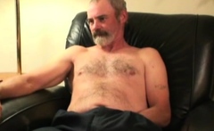 Mature Amateur Jeff Beating Off